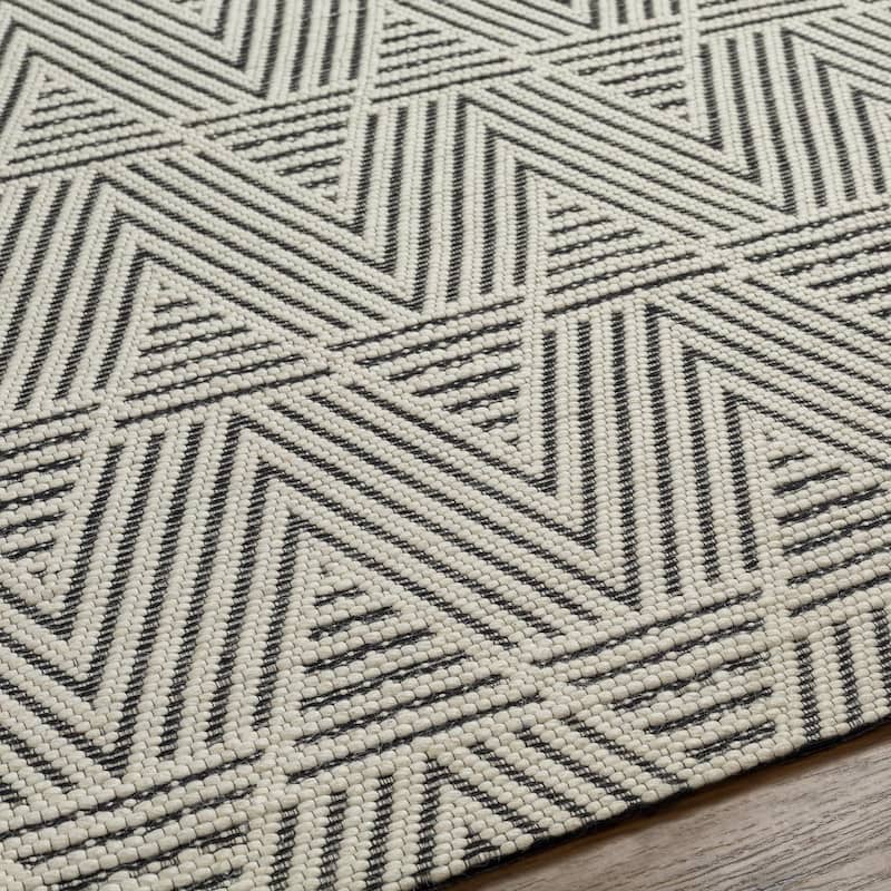 Livabliss Nevada Transitional Area Rug
