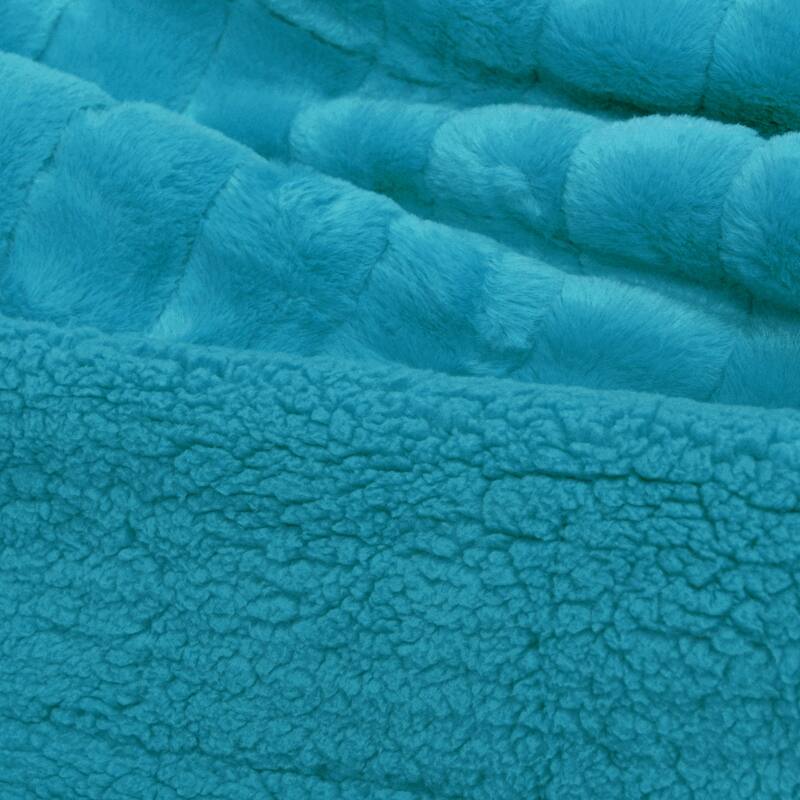 Supermink Decorative Fauxfur Throw 50'' x 60''