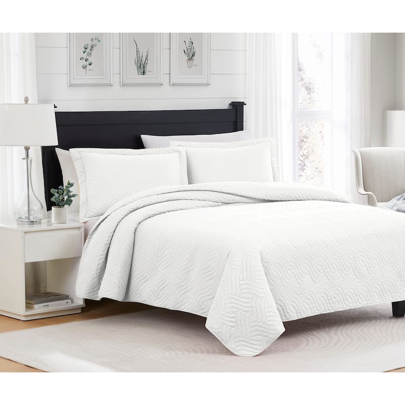 Ruby Waves Microfiber Quilt Set - White - Queen