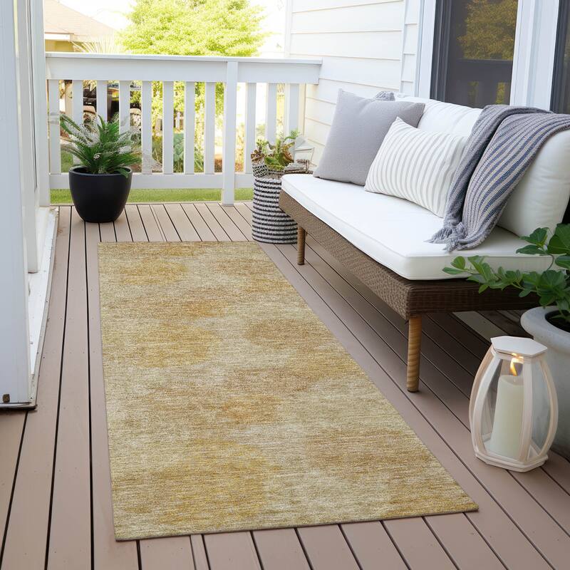 Machine Washable Indoor/ Outdoor Boho Sphere Chantille Rug - Gold - 2'3" x 7'6"
