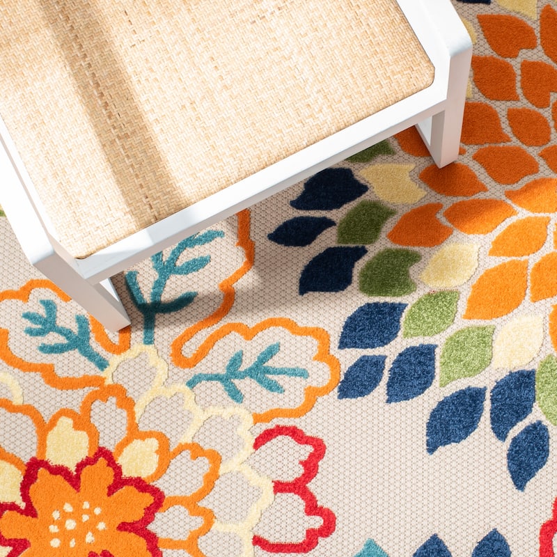 SAFAVIEH Cabana Gulzada Indoor/ Outdoor Waterproof Patio Floral Rug