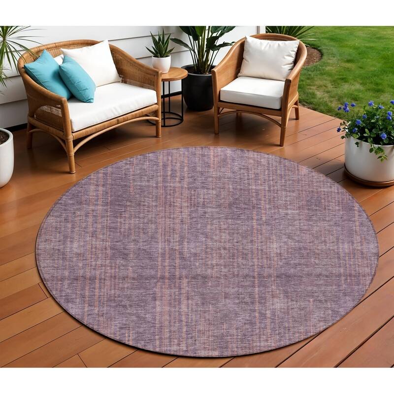 HomeRoots Striped Transitional Rectangle Outdoor Rug - 8' Round
