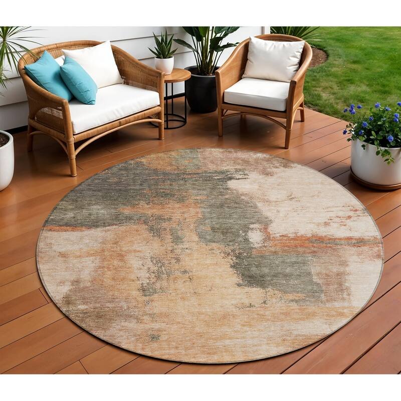 HomeRoots Abstract Transitional Rectangle Outdoor Rug - 8' Round