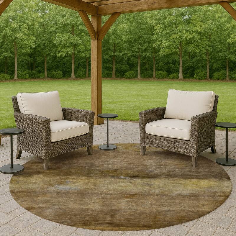 Machine Washable Indoor/ Outdoor Contemporary Ombre Chantille Rug - Brown - 8' x 8'