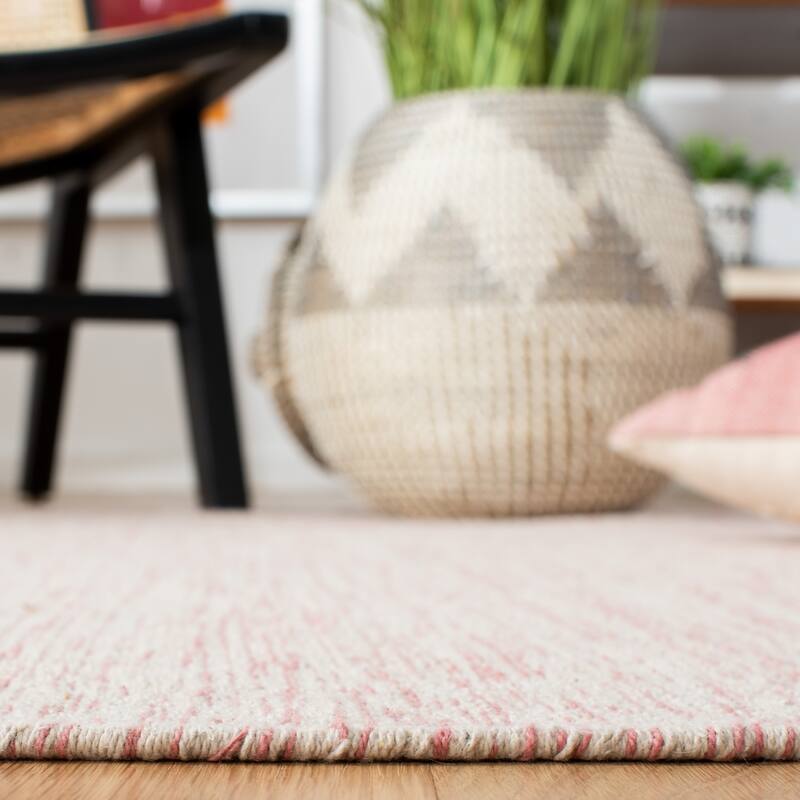 SAFAVIEH Handmade Montauk Natalie Boho Cotton Fringe Rug