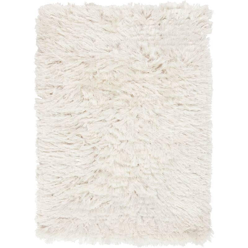 Hand-woven Altus Plush Area Rug