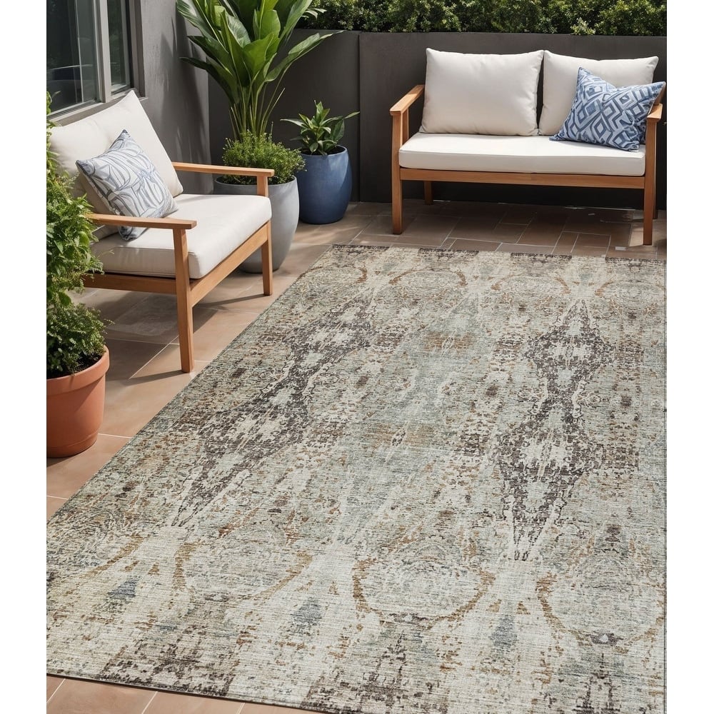 HomeRoots Floral Transitional Rectangle Outdoor Rug