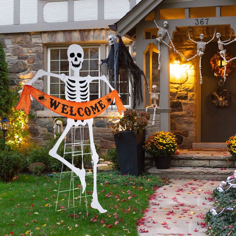 Glitzhome 7ft Pre-lit Halloween 2D Skeleton Outdoor Decor with 220 warm White LED Lights