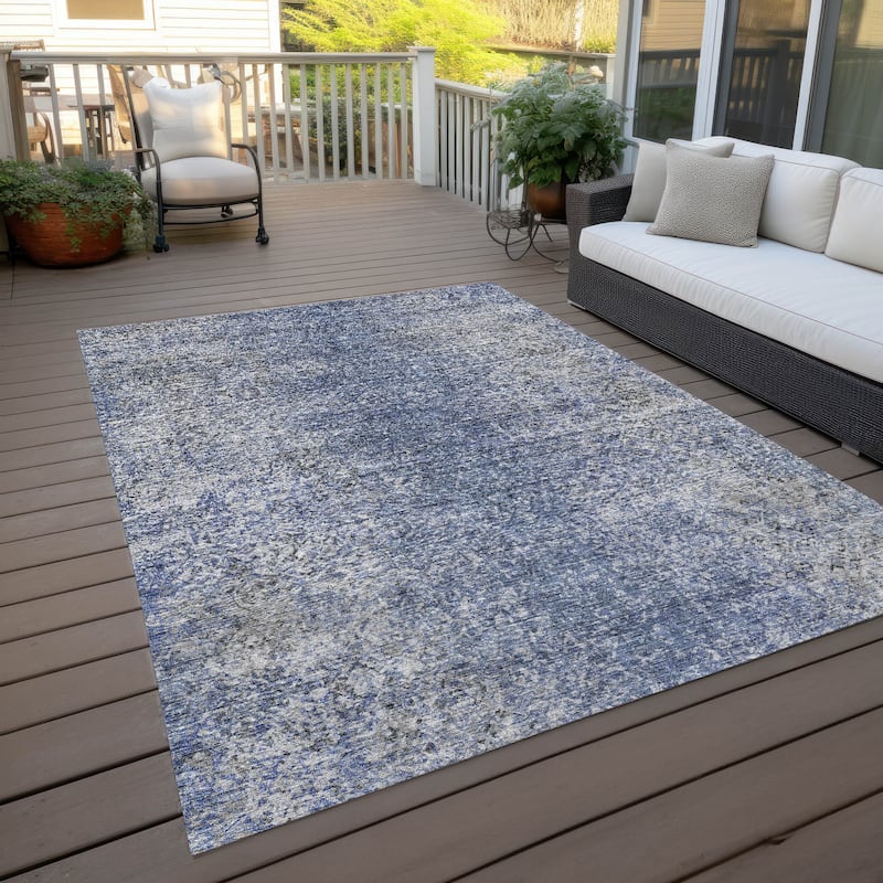 Machine Washable Indoor/ Outdoor Chantille Solid Contemporary Rug