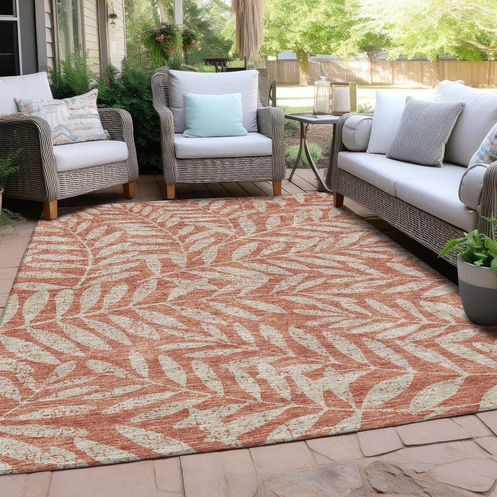 Machine Washable Indoor/ Outdoor Chantille Palm Rug