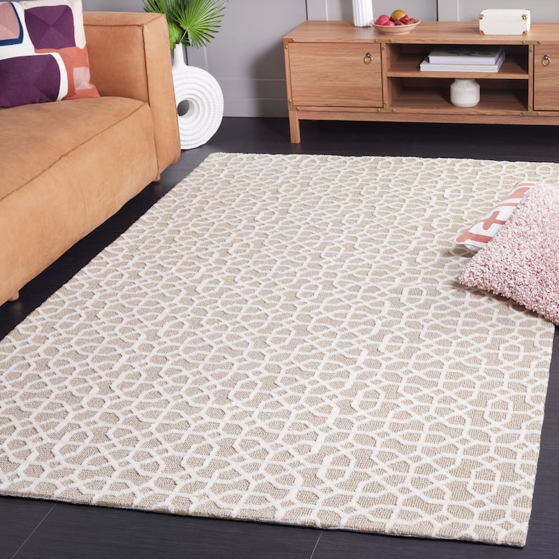 SAFAVIEH Audrey Nurhan Modern Geometric Rug - 5' x 7' - Taupe/Ivory