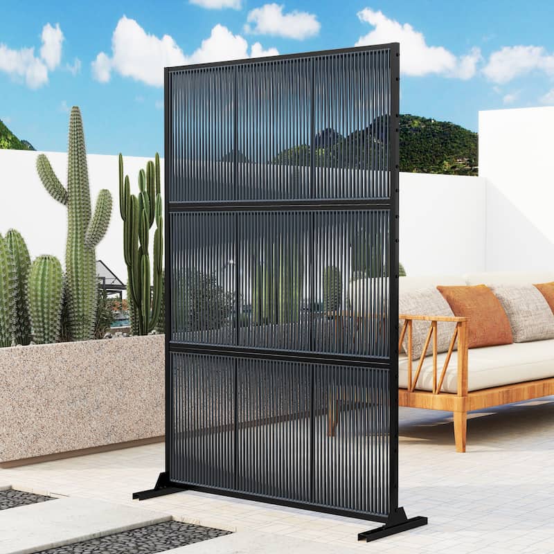 Outdoor Free Standing Metal Privacy Screen