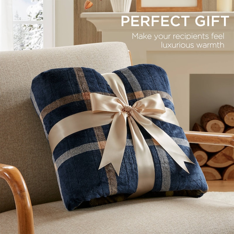 Woolrich Print Plush to Sherpa Heated Throw