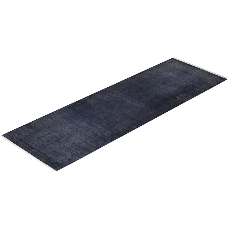 Overton Hand Knotted Wool Vintage Inspired Modern Contemporary Overdyed Gray Area Rug - 2' 7" x 8' 1"