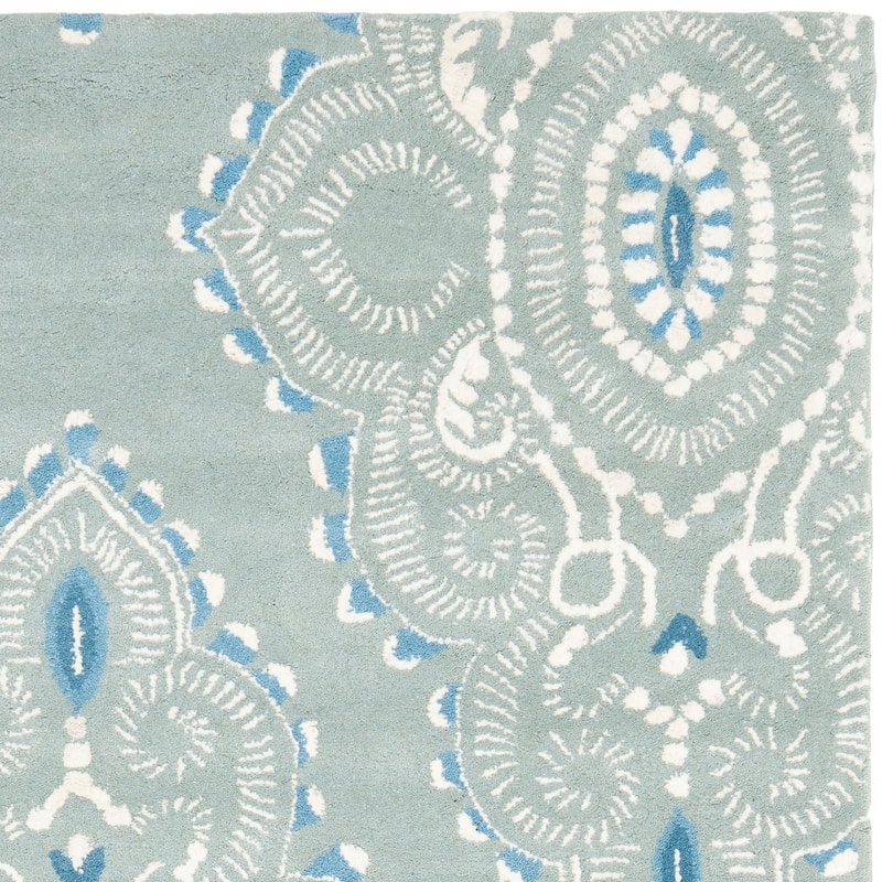 SAFAVIEH Handmade Wyndham Geanina Modern Wool Rug