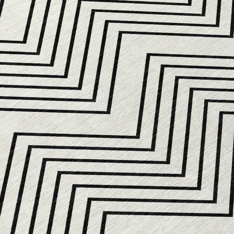 Machine Washable Indoor/ Outdoor Modern Chevron Chantille Rug