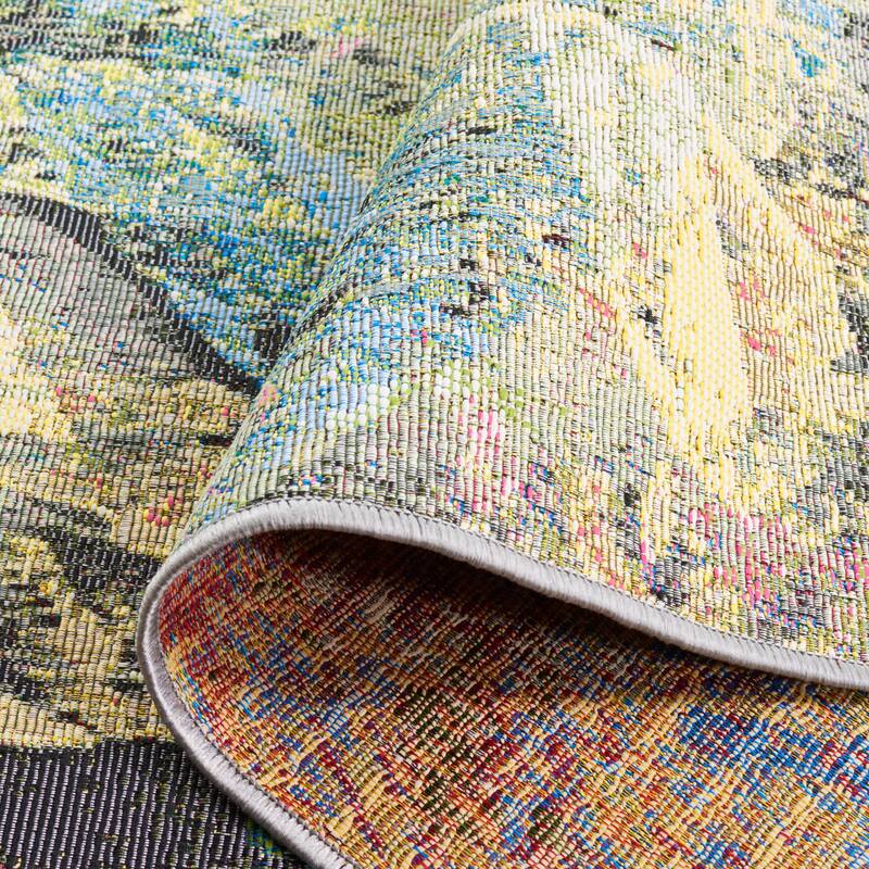 SAFAVIEH Barbados Hilka Tropical Botanical Waterproof Patio Backyard Rug