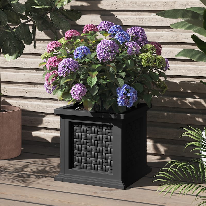 Pure Garden 14.65-in Faux Rattan Style Outdoor Planter Box