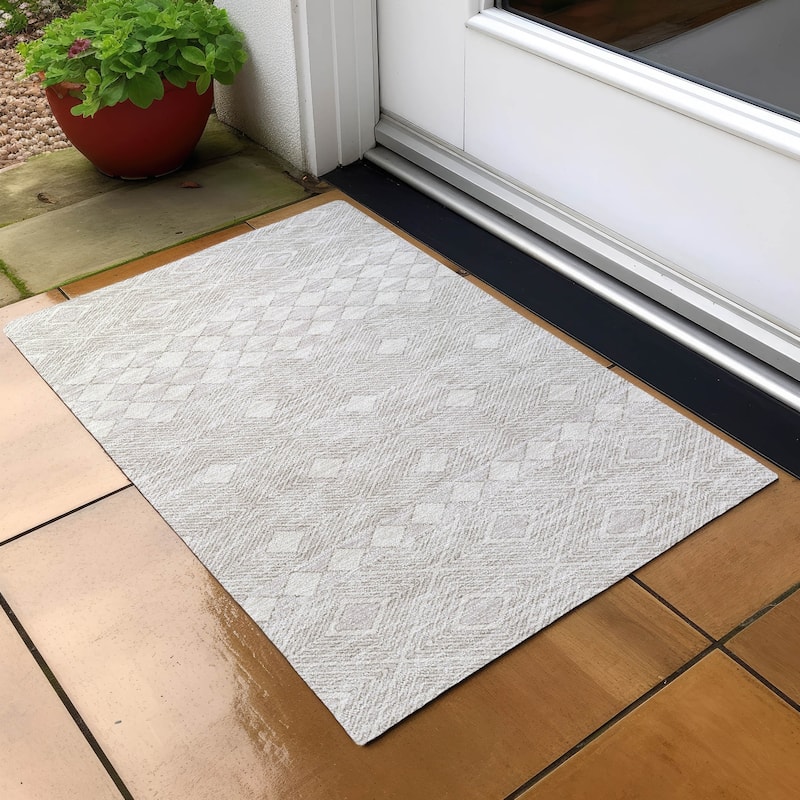 Machine Washable Indoor/ Outdoor Chantille Moroccan Boho Rug - Ivory - 1'8" x 2'6"