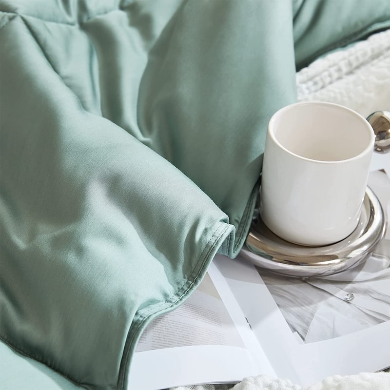 Cool as a Cucumber - Coma Inducer® Cooling Comforter Set - Iceberg Green