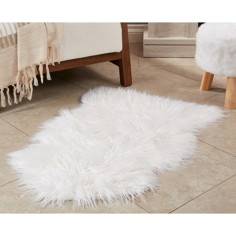 Soft Faux Mongolian Fur Rug - 24"x35"