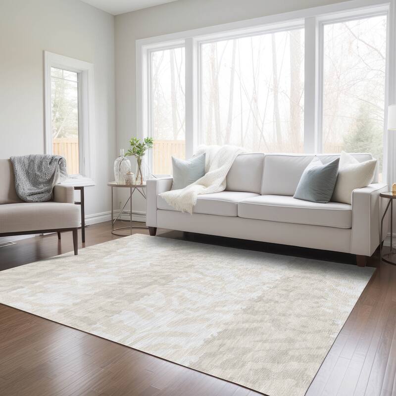 Machine Washable Indoor/ Outdoor Chantille Abstract Animal Print Rug