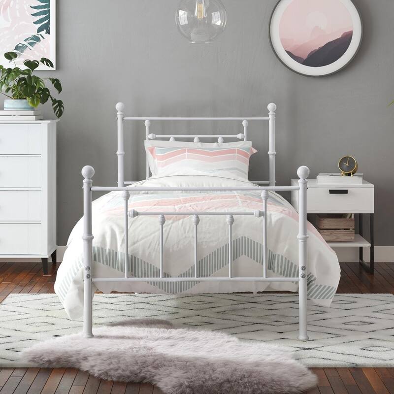 White White Victorian Metal Bed Frame Full Size Heavy Duty Platform Bed Frame with Headboard & Footboard No Box Spring Needed