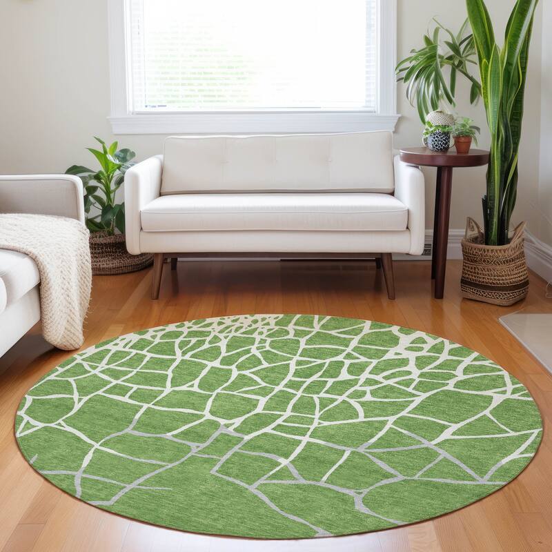Machine Washable Indoor/ Outdoor Abstract Webby Chantille Rug - Green - 8' x 8'