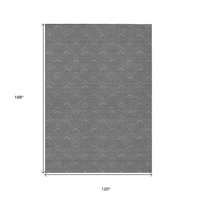 HomeRoots Geometric Transitional Rectangle Outdoor Rug