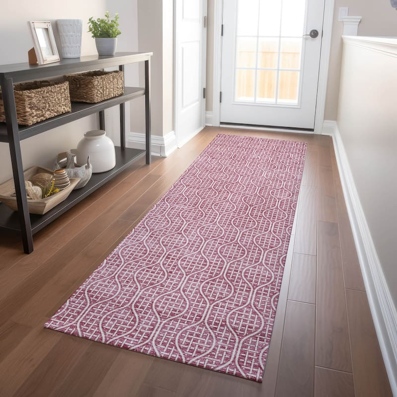 Machine Washable Indoor/ Outdoor Chantille Criss Cross Geo Rug