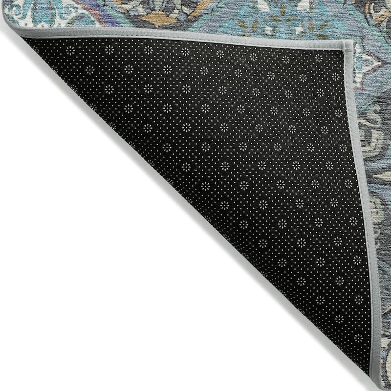 Machine Washable Indoor/ Outdoor Traditional Mosaic Chantille Rug