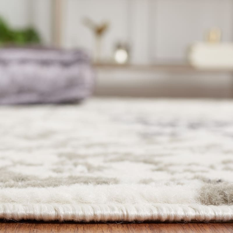 SAFAVIEH Pyramid Theresia Glam Rug