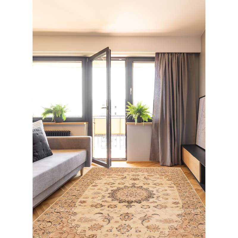 ECARPETGALLERY Hand-knotted Jamshidpour Cream Wool Rug - 6' 6" x 10' 2"