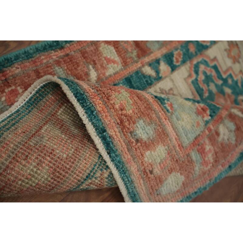 Hand Knotted Oriental 100% Wool Carpet Transitional Floral Beige & Ivories Oushak Area Rug - 3' 0'' X 2' 0''
