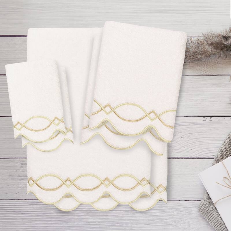 Authentic Hotel and Spa 100% Turkish Cotton DIAMOND CHAIN Scallop Embellished Towel Collection
