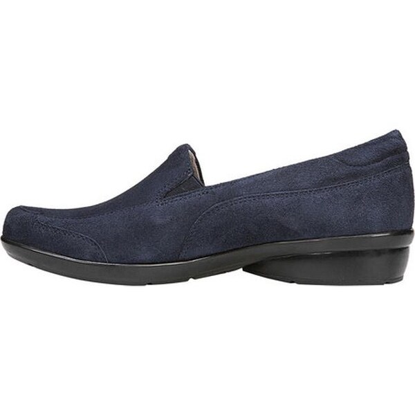 naturalizer channing navy