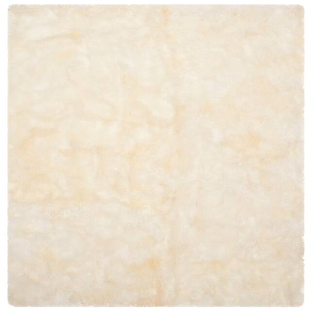 SAFAVIEH Handmade Sheepskin Aybek Genuine Pelt Rug - 8' x 8' Square - Natural/White