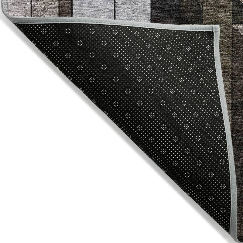 HomeRoots Geometric Transitional Rectangle Outdoor Rug