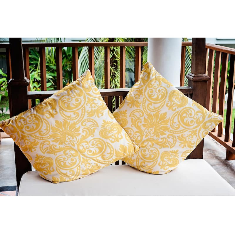 Alexys Indoor/Outdoor Throw Pillow