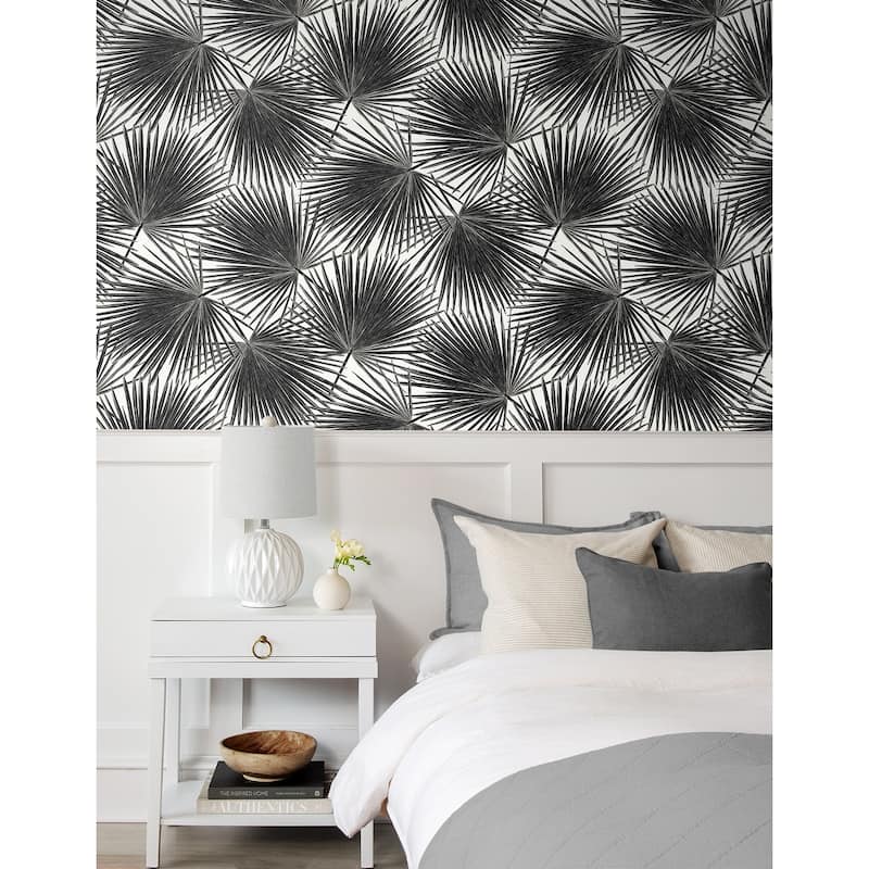 Seabrook Designs Haven Palm Prepasted Wallpaper - 20.9 in W x 33 ft. L