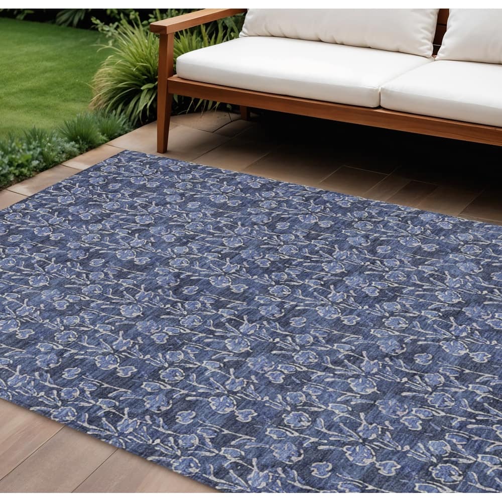 HomeRoots Floral Transitional Rectangle Outdoor Rug