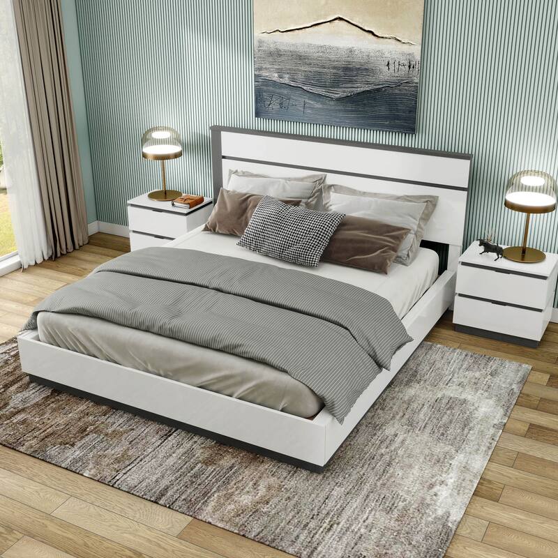 Conjira Modern White Wood 3-Piece Platform Bedroom Set (USB) by Furniture of America