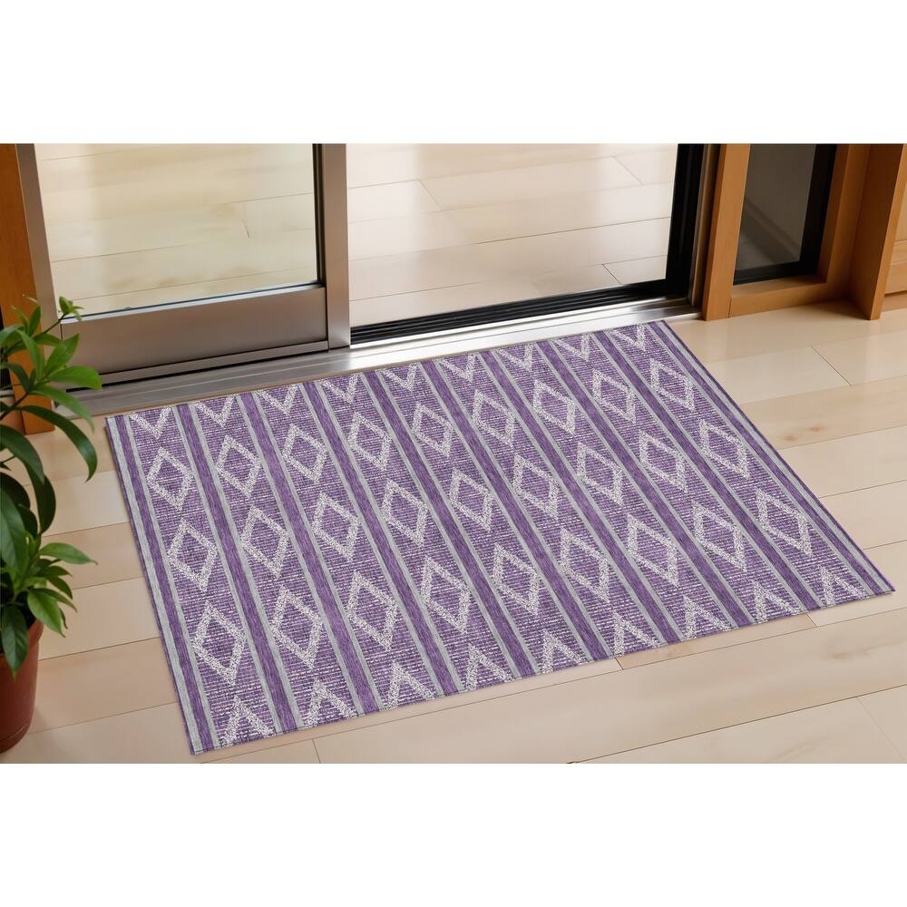 HomeRoots Geometric Transitional Rectangle Outdoor Rug