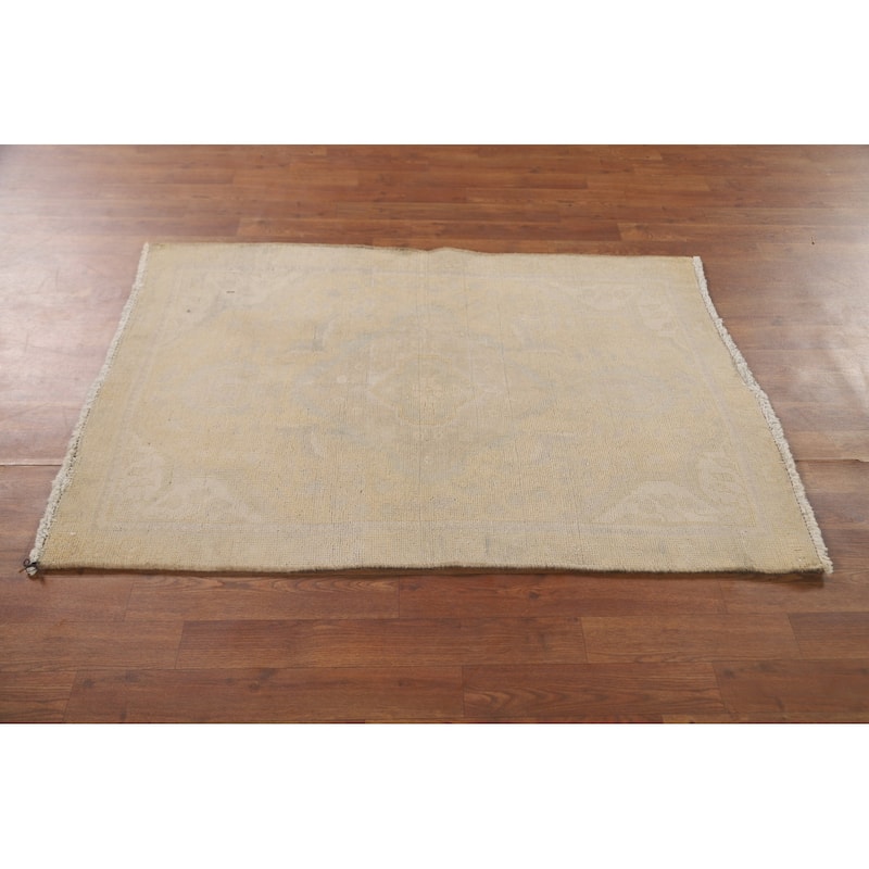 Hand Knotted Oriental 100% Wool Carpet Traditional Floral Peach Tabriz Area Rug - 4' 6'' X 3' 0''