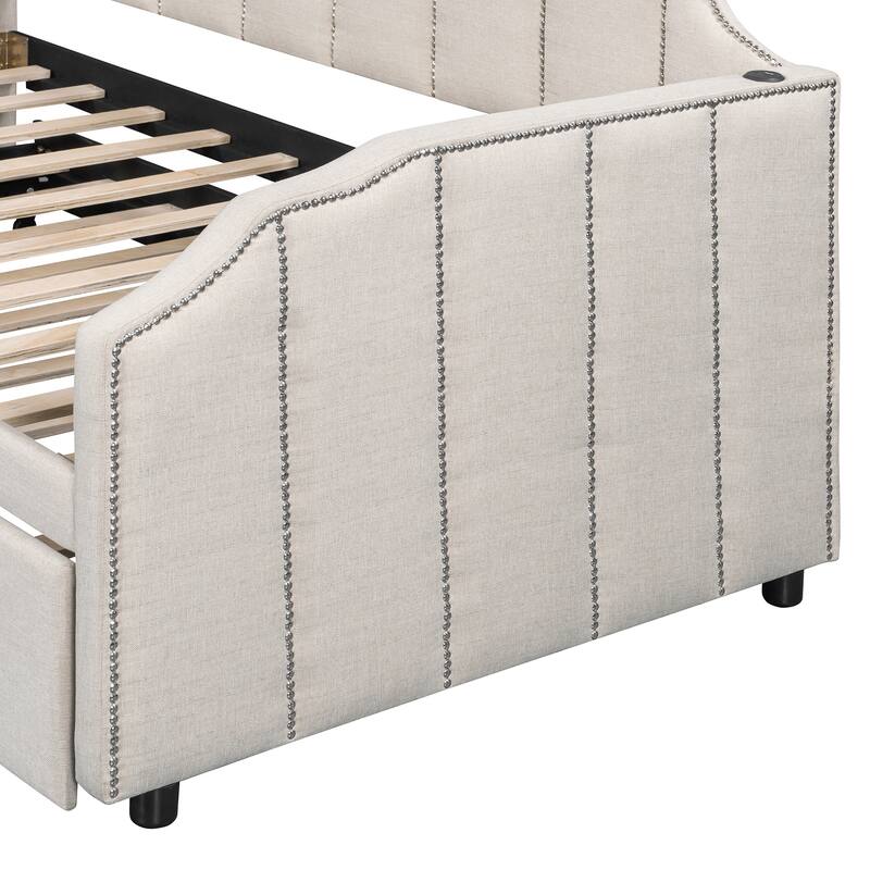 Twin Size Upholstered Daybed with Pop-Up Trundle & USB Charging Ports