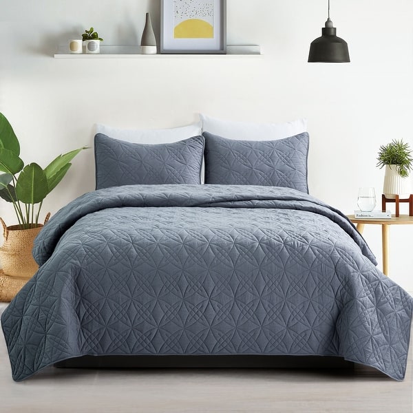 Royal Hotel Coverlet 3PC Set, Luxury Microfiber Checkered