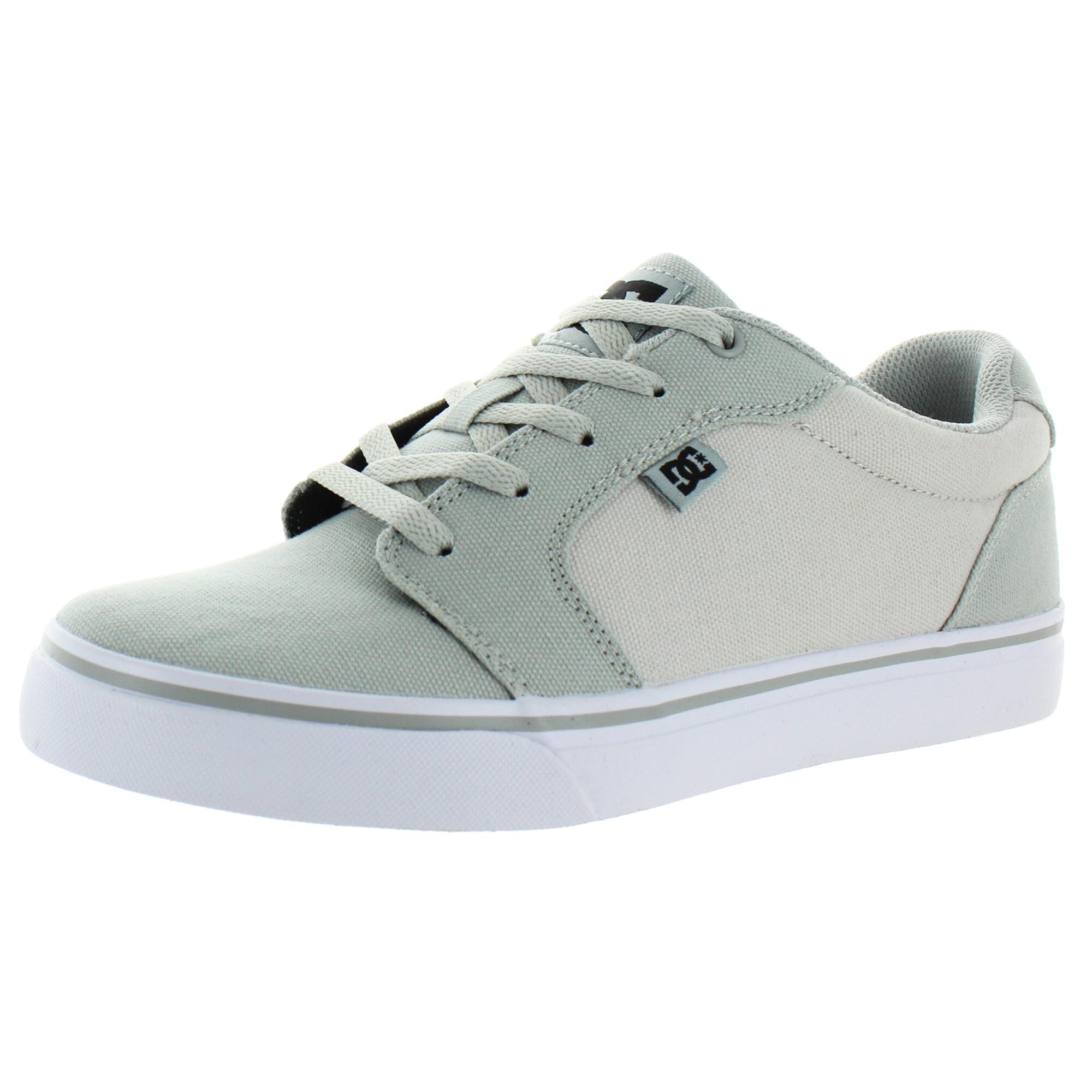 low top dc shoes