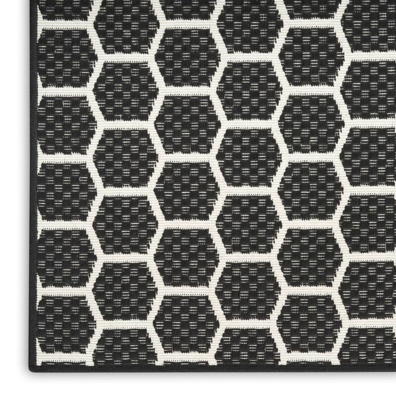 HomeRoots Geometric Modern Runner Outdoor Rug - 10' Runner