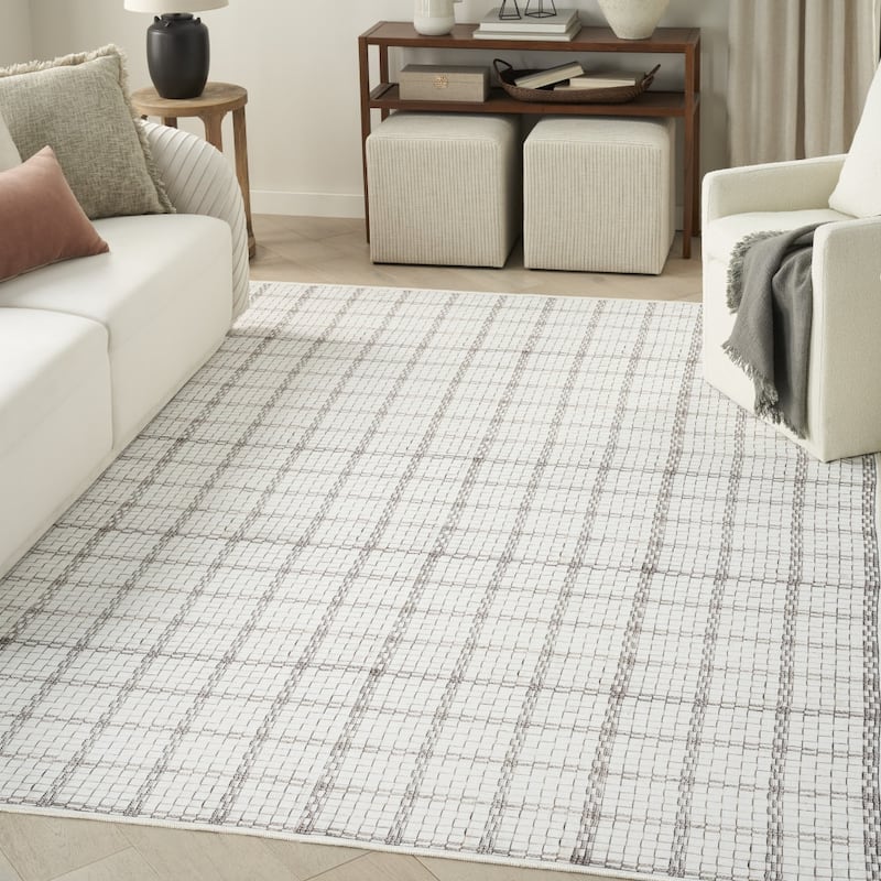 Novi Power Loomed Geometric Non Skid Area Rug By HomeRoots - 8' x 10'