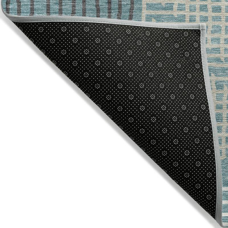 Machine Washable Indoor/ Outdoor Casual Contemporary Chantille Rug